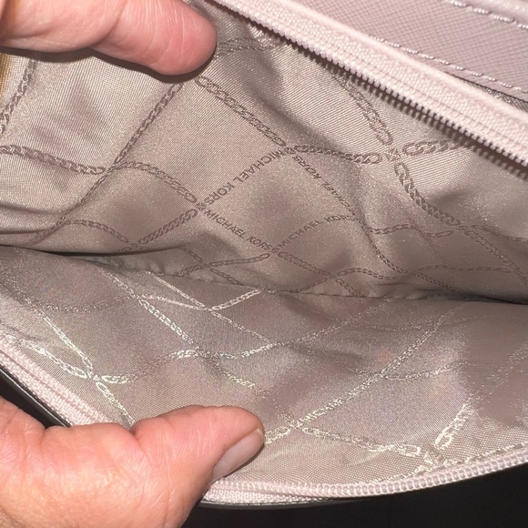 Michael Kors Daniela Saffiano Leather Crossbody - Picture 8 of 10